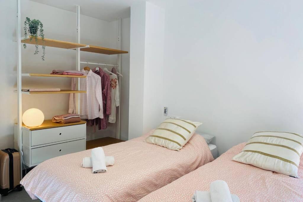70 M2, Apartamento Cerca De La Playa, Apto Minusvalidos. Roses Exterior photo