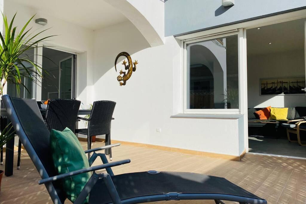 70 M2, Apartamento Cerca De La Playa, Apto Minusvalidos. Roses Exterior photo